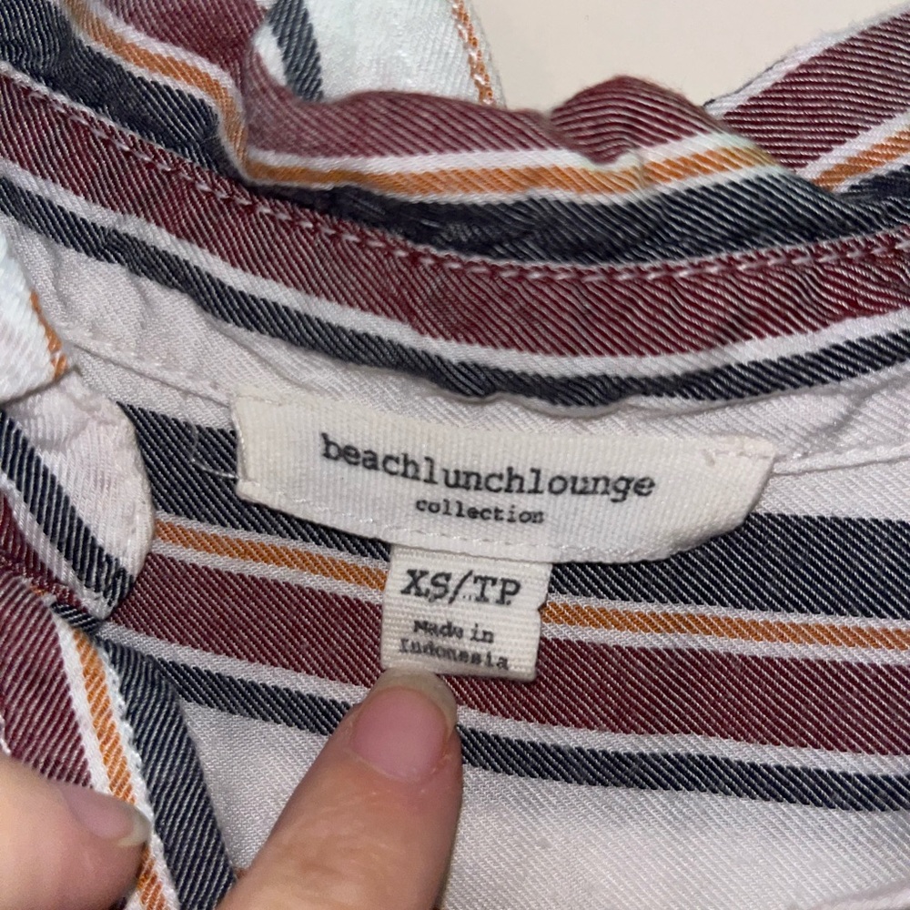 Beachlunchlounge Black White Burgundy Casual Button Down Shirt - Picture 2 of 3